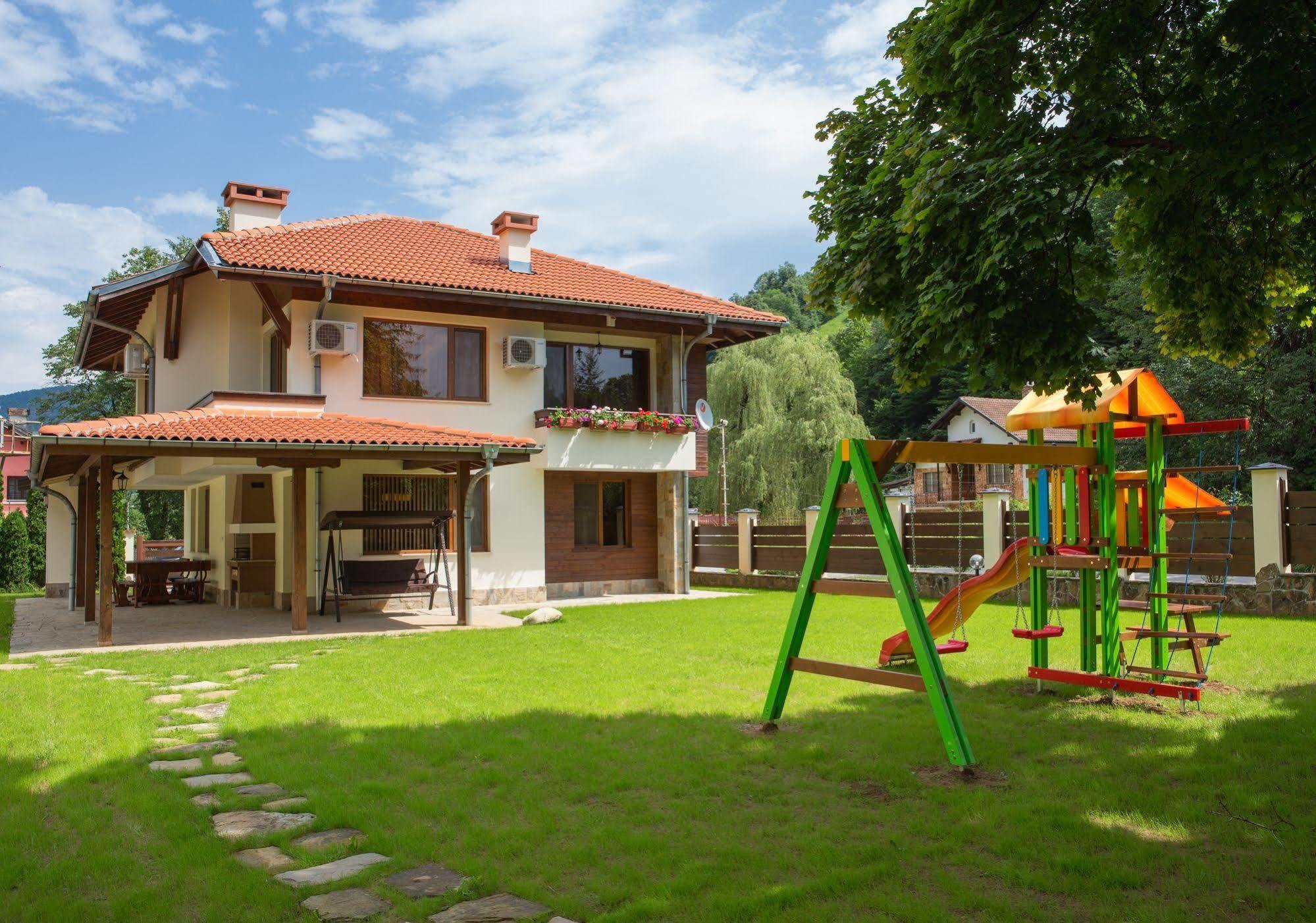 Guest House Vitora Ribaritsa Exteriör bild